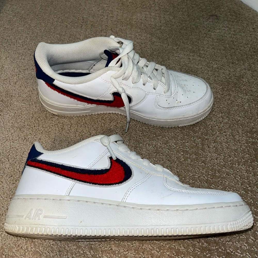 Nike Air Force 1 Low
3D Chenille Swoosh